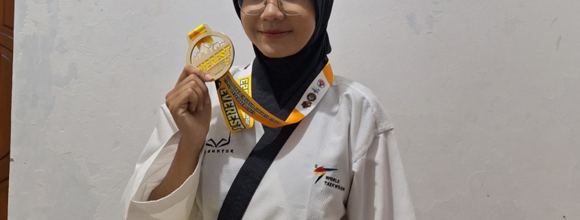 Juara Prestasi Gemilang Taekwondo Teknik Industri